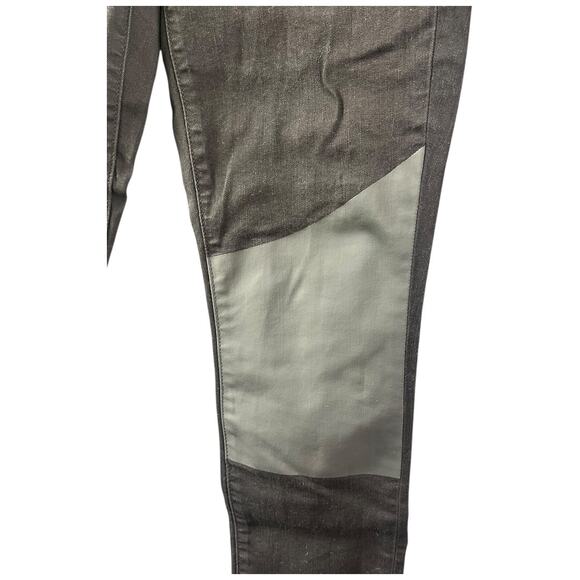 DKNY Jeans City Ultra Skinny stretch black w/ patent knee panel zipper pockets 4 - Picture 3 of 6